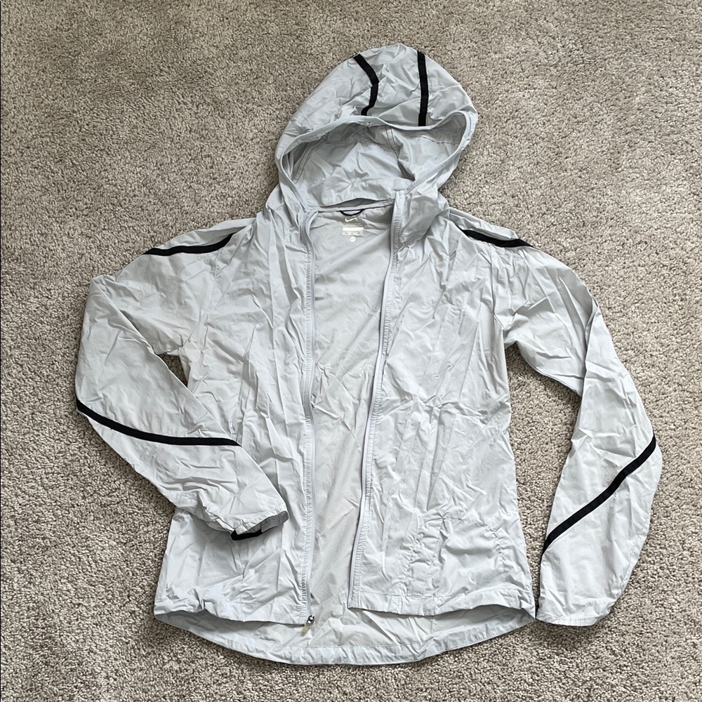Women’s Nike XS Light Gray Hooded Jacket with Black Accents Very Lightweight